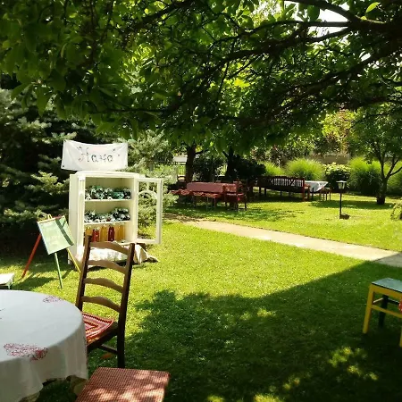 Guest house Nana